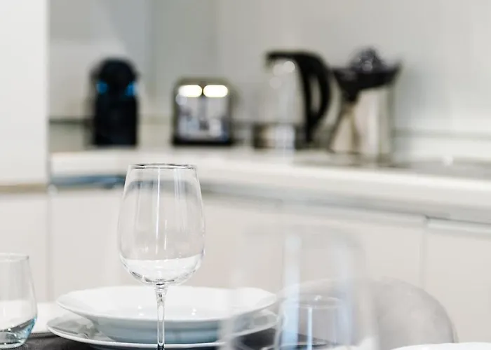 Апартаменты The Silk House