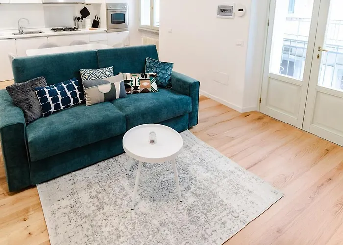 Апартаменты The Silk House Комо